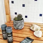 M+e Apartment *